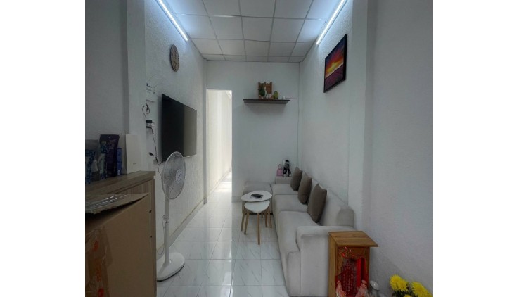 Bán nhà QUẬN 10, hẻm Cách Mạng Tháng Tám, dài 21 m, giá 10.3 tỷ